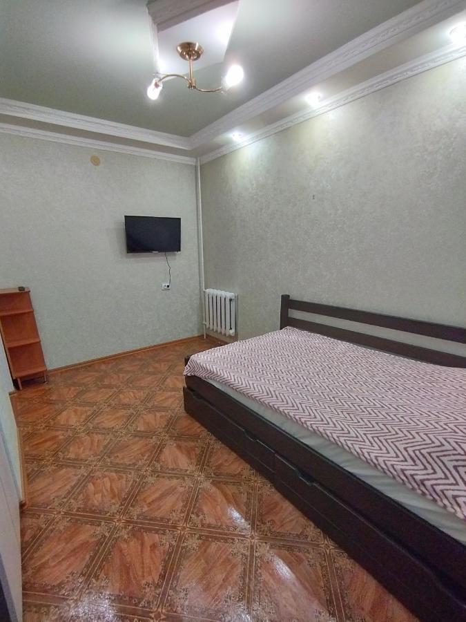 Жилье В Кропивницком Apartment Kropyvnytskyi Bagian luar foto